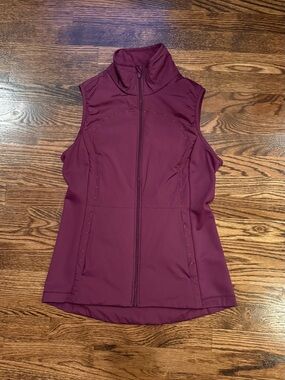 lululemon athletica Sleeveless Zip Vest - Burgundy / plum